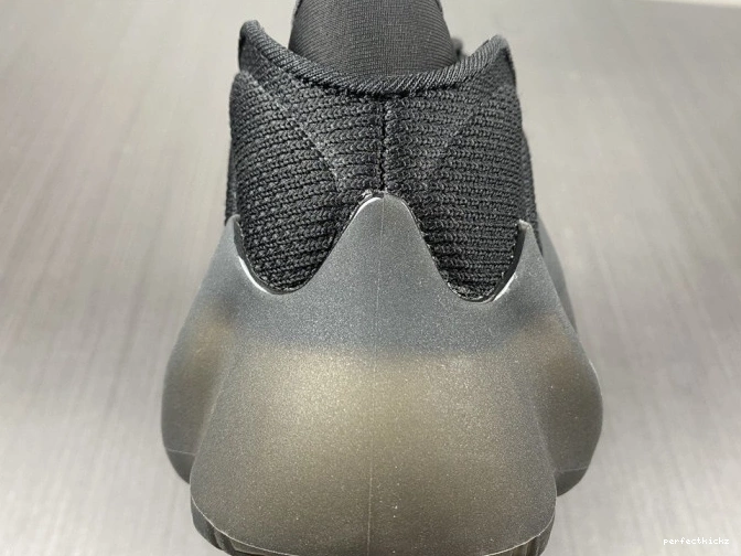 ADIDAS H68032 YEEZY 400 0714